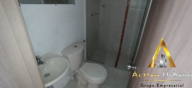 foto_104782_901271444_8360488425_ss