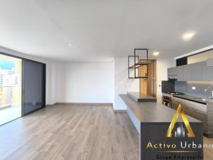 foto_104782_901271444_8379840180_ss