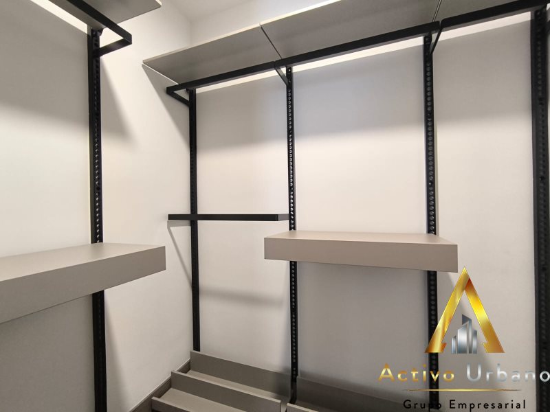 foto_104782_901271444_8398096986_ss