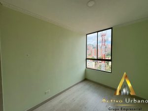 foto_104782_901271444_8488211578_ss