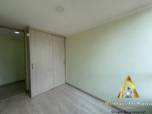 foto_104782_901271444_8499356980_ss