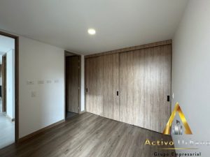 foto_104782_901271444_8506447227_ss