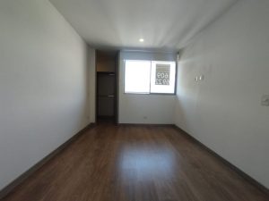 foto_104782_901271444_8509847424_ss