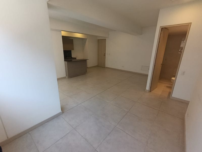 foto_104782_901271444_8514404747_ss