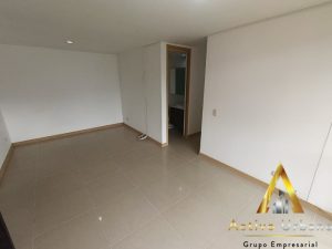 foto_104782_901271444_8562761477_ss