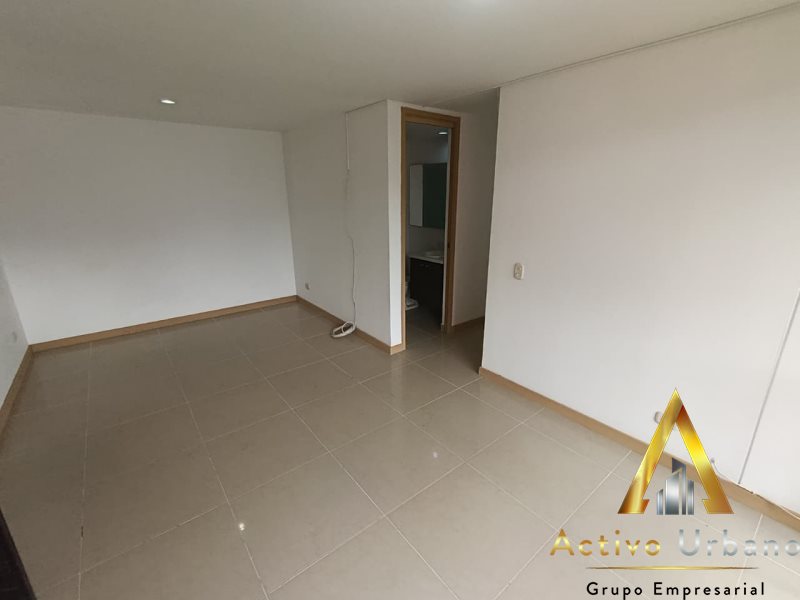 foto_104782_901271444_8562761477_ss