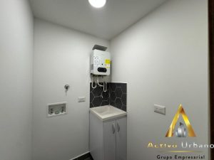 foto_104782_901271444_8613264930_ss