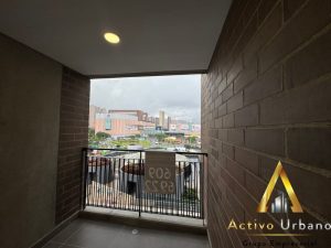 foto_104782_901271444_8633393643_ss