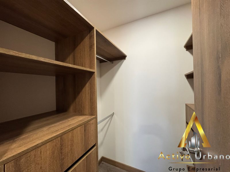 foto_104782_901271444_8651912413_ss