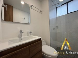 foto_104782_901271444_8663502077_ss