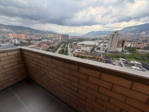 foto_104782_901271444_8691191182_ss