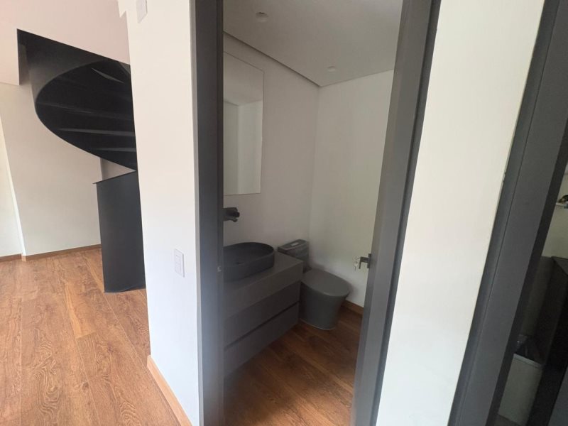 foto_104782_901271444_8730519734_ss