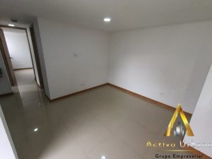 foto_104782_901271444_8738132169_ss