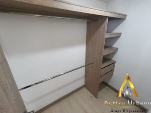 foto_104782_901271444_8749570915_ss