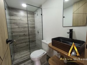 foto_104782_901271444_8755110686_ss