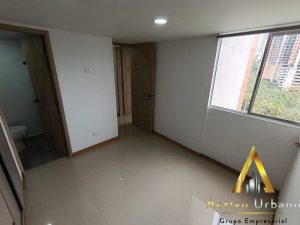 foto_104782_901271444_8768097141_ss