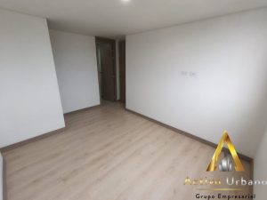 foto_104782_901271444_8773373005_ss