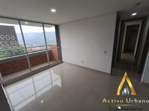 foto_104782_901271444_8796472526_ss