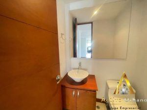 foto_104782_901271444_8803659760_ss