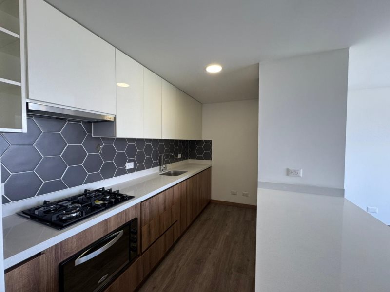 foto_104782_901271444_8859581104_ss