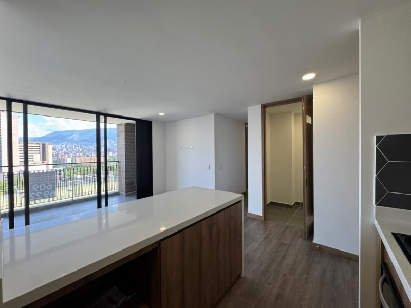 foto_104782_901271444_8859675041_ss