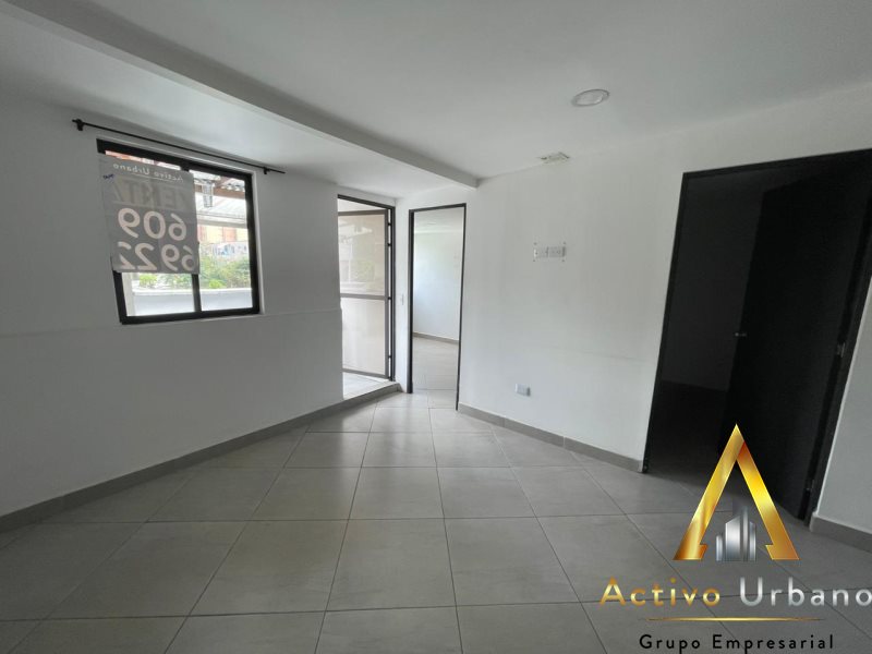 foto_104782_901271444_8871531546_ss