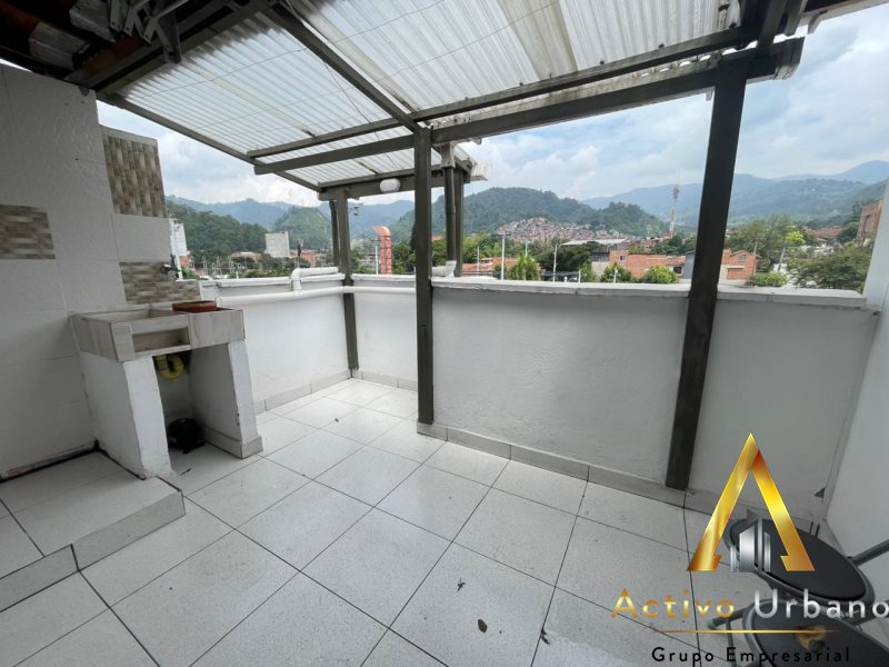 foto_104782_901271444_8871764899_ss