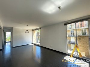 foto_104782_901271444_8881006885_ss