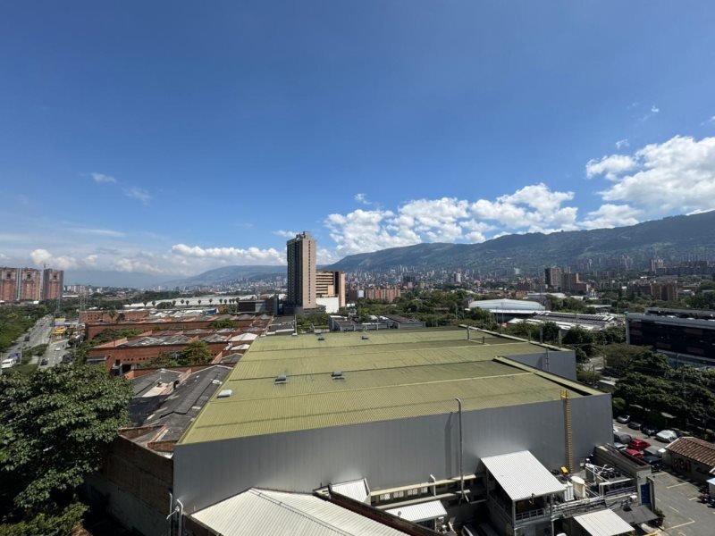 foto_104782_901271444_8889570334_ss