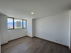 foto_104782_901271444_8916875544_ss