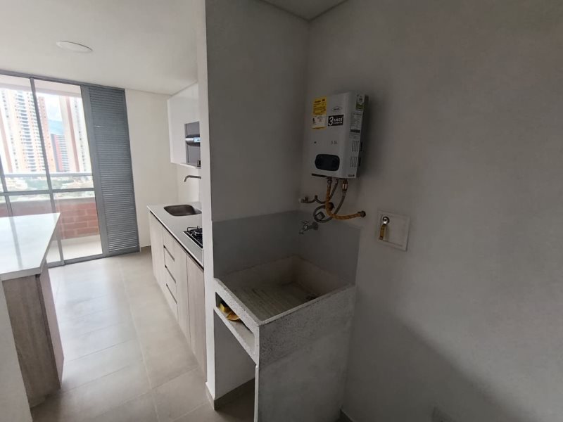 foto_104782_901271444_8968105202_ss