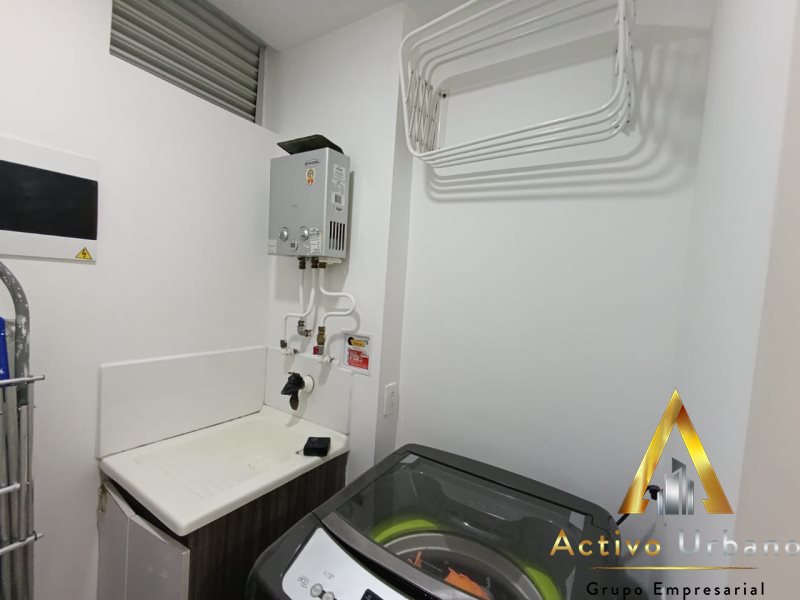 foto_104782_901271444_8980058218_ss