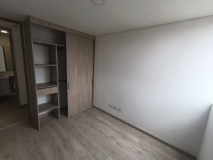 foto_104782_901271444_8981294732_ss