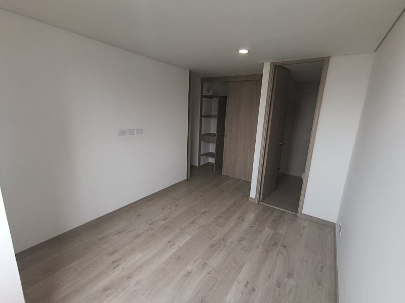 foto_104782_901271444_8989963189_ss