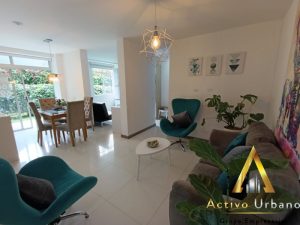 foto_104782_901271444_8993973896_ss