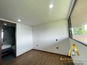 foto_104782_901271444_9004039945_ss