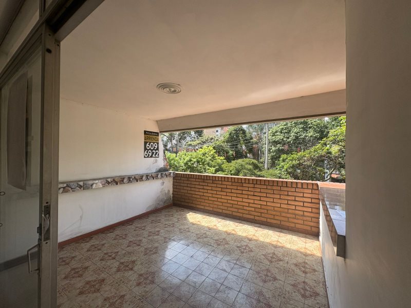 foto_104782_901271444_9012540025_ss