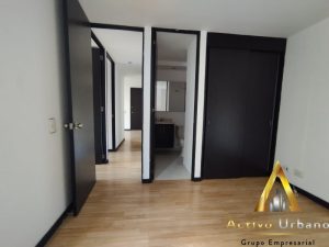 foto_104782_901271444_9029319456_ss