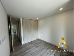 foto_104782_901271444_9185799322_ss