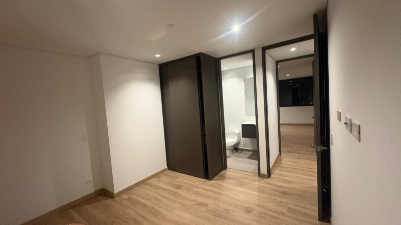 foto_104782_901271444_9205269617_ss