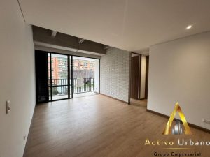 foto_104782_901271444_9228940076_ss