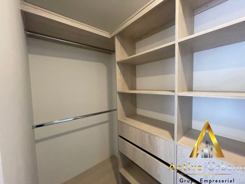 foto_104782_901271444_9229717053_ss