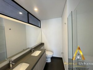 foto_104782_901271444_9234168048_ss