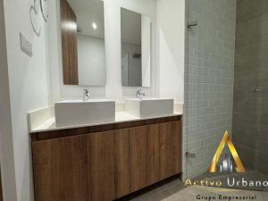 foto_104782_901271444_9262176196_ss