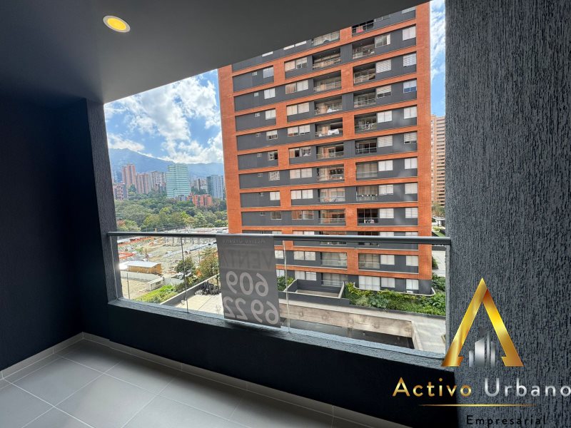 foto_104782_901271444_9301882211_ss