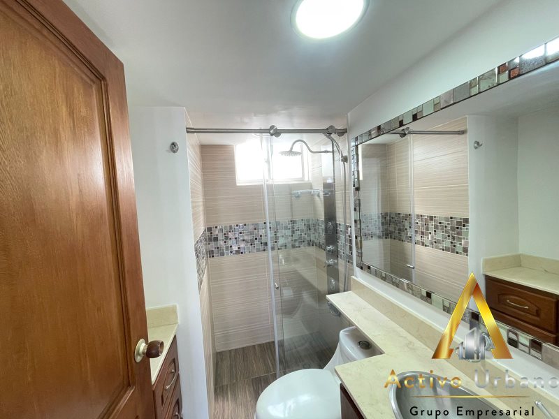 foto_104782_901271444_9336932899_ss