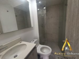 foto_104782_901271444_9353406788_ss