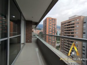 foto_104782_901271444_9370745067_ss