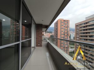 foto_104782_901271444_9389826421_ss