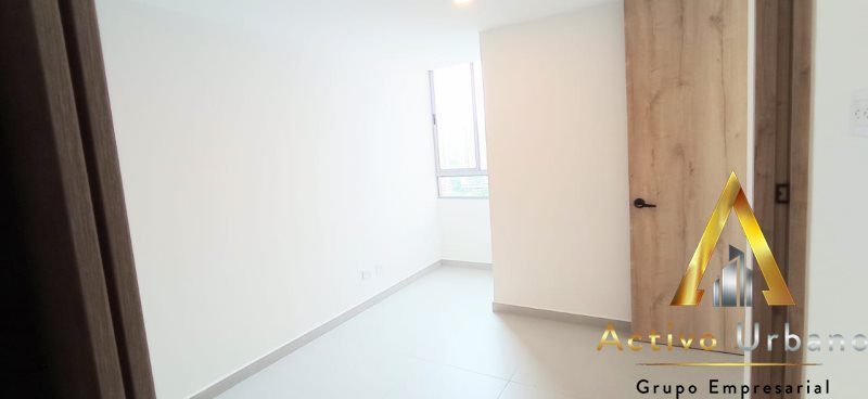 foto_104782_901271444_9456324269_ss